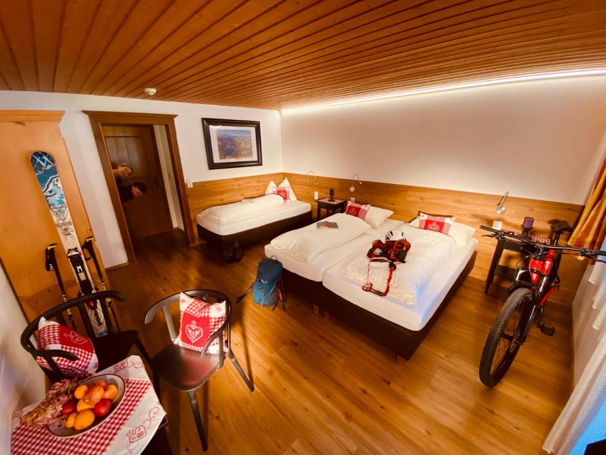 Hotel Standlhof Zillertal أوديرنز المظهر الخارجي الصورة
