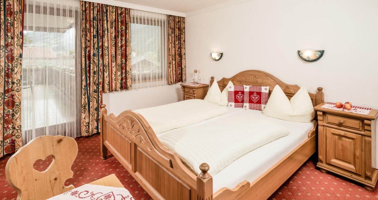 Hotel Standlhof Zillertal أوديرنز المظهر الخارجي الصورة