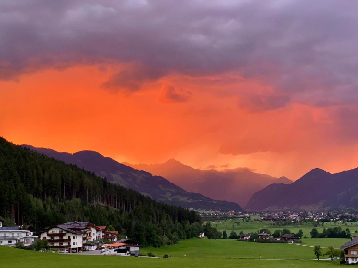 Hotel Standlhof Zillertal أوديرنز المظهر الخارجي الصورة